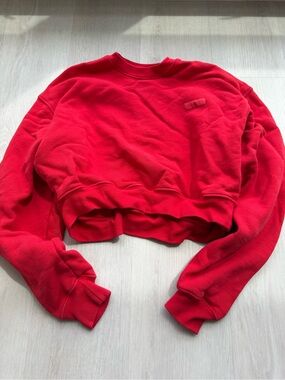 SET Active Cropped Crewneck Sweatshirt in Bright Red
